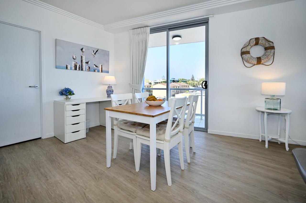 Pumicestone Blue Otel Caloundra Dış mekan fotoğraf