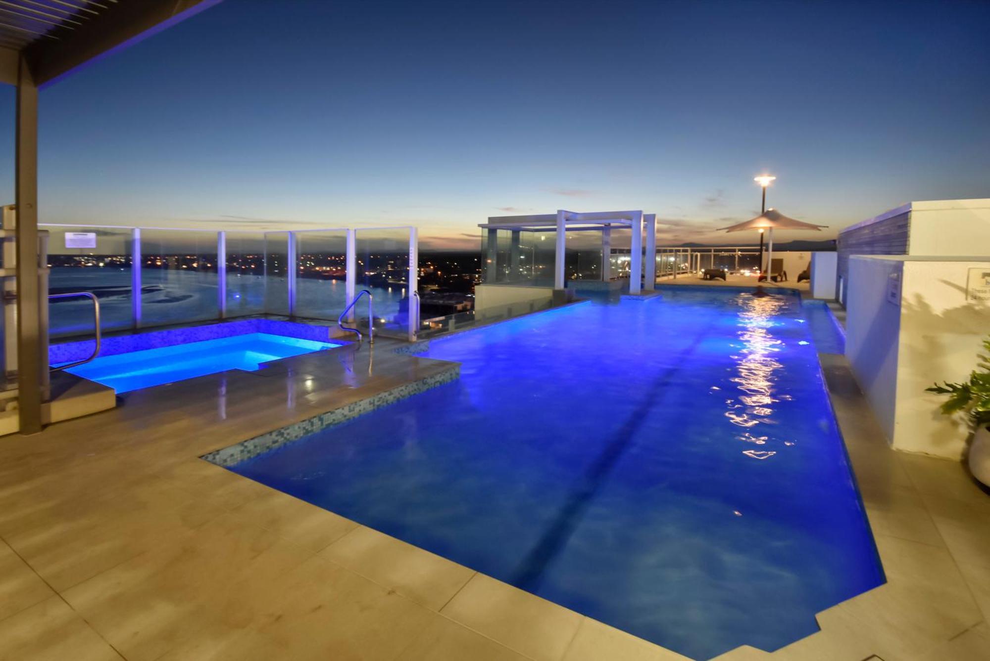 Pumicestone Blue Otel Caloundra Dış mekan fotoğraf